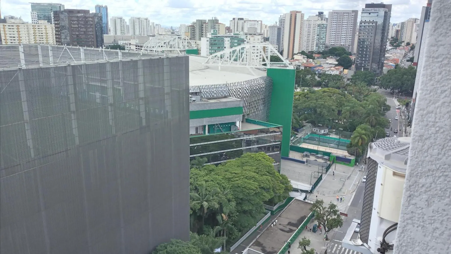 Apto Com Linda Vista - Em Frente Allianz Parque Com Estacionamento Σάο Πάολο